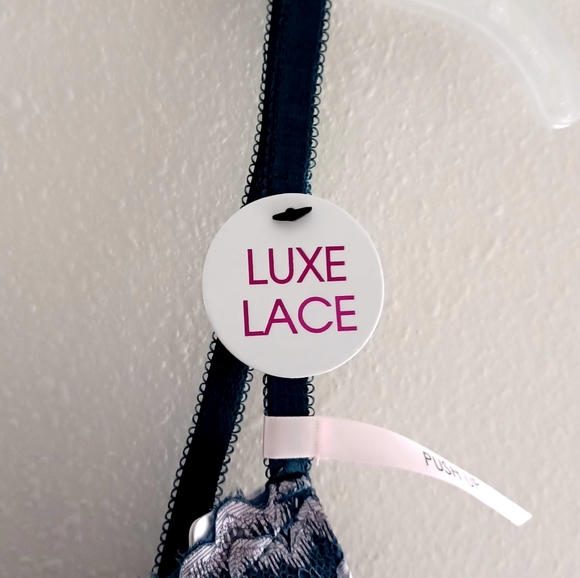 NWT Daisy Fuentes Push Up Bra, 36C - Picture 8 of 16